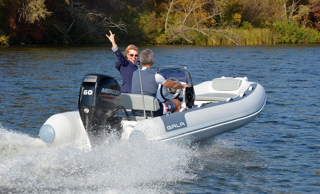 Obóz na patent sternika motorowodnego